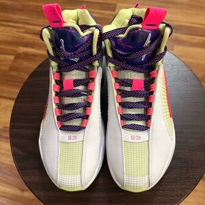 Jordan girls sneakers size 6Y